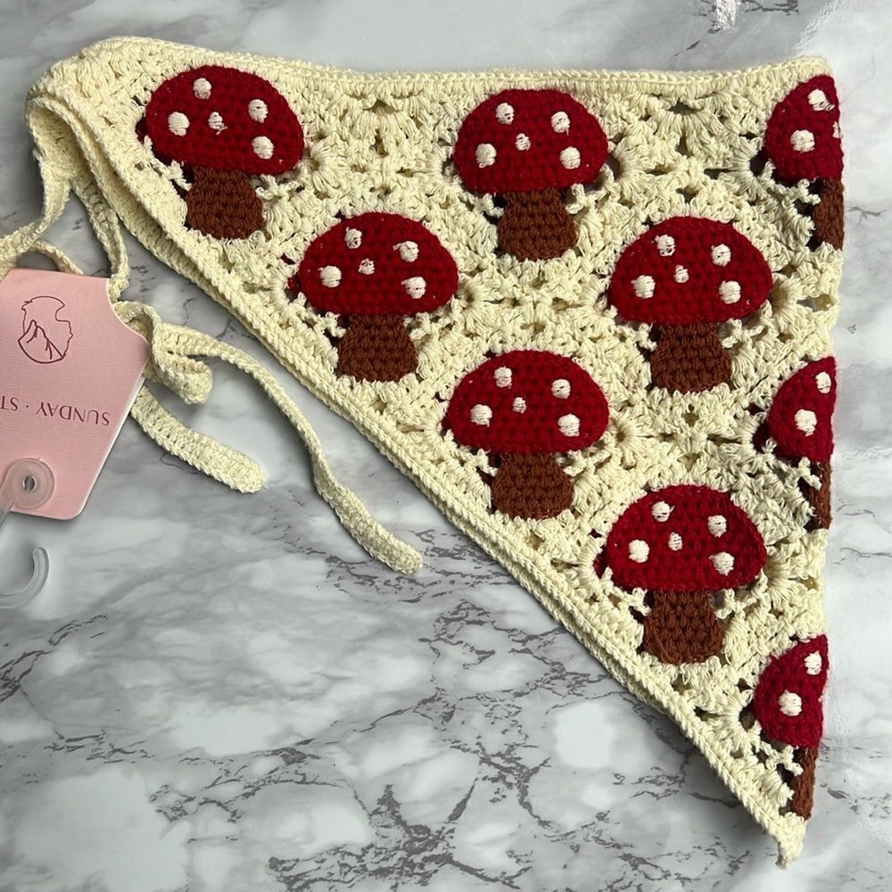 Crochet bandana with a mushroom pattern